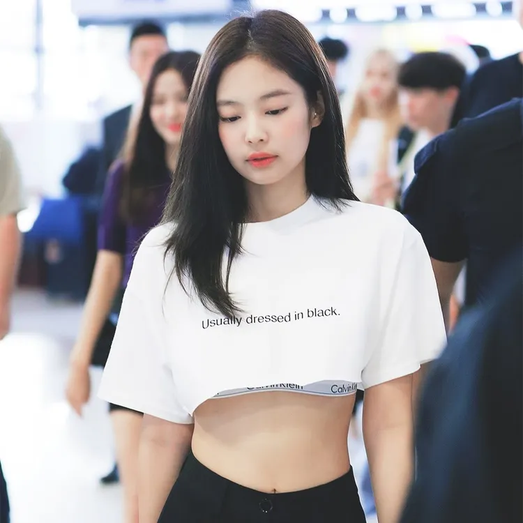 jennie金智妮同款超短跳舞上衣JAZZ辣妹风少女感穿搭露肚脐T恤女