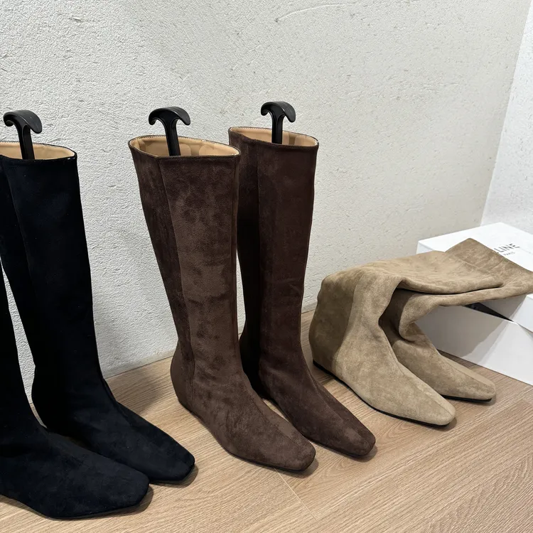 2025新款内增高不过膝长靴复古方头绒面套筒骑士靴百搭高筒女靴子