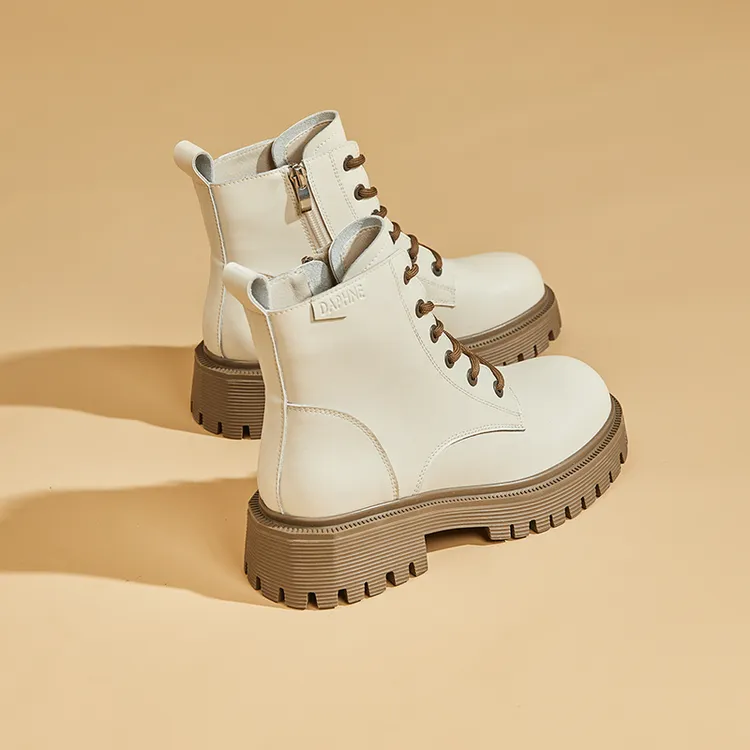 达芙妮厚底马丁靴女款2024新款夏季薄款圆头短靴春秋单靴白色靴子