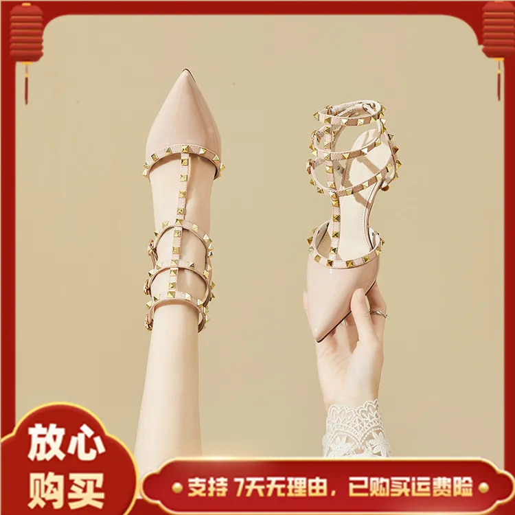 达芙妮铆钉高跟鞋女2025年百搭夏季粉色气质名媛法式细跟包头凉鞋
