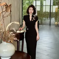 彩彩家【梦蝶】夏季显瘦遮肉收腰修身蝴蝶图案优雅气质高级感连衣裙