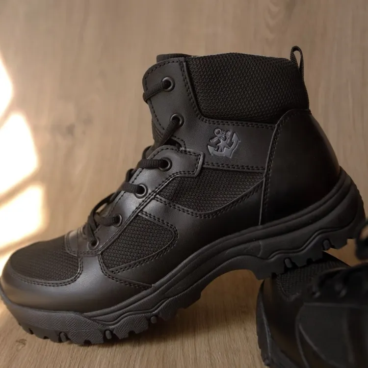 新式防滑运动训练超轻夏季透气鞋夏作训黑色户外中帮拉链耐磨作业