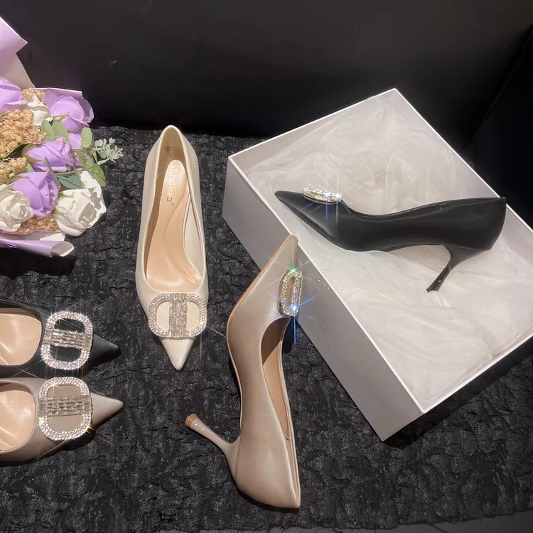 2025年新款百搭气质浅口高跟鞋女鞋尖头时尚春季夏季细跟跟鞋职业