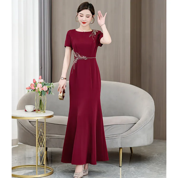 yqwl6832中国风优雅婚宴装礼服裙新款妈妈装重工钉珠酒红色连衣裙