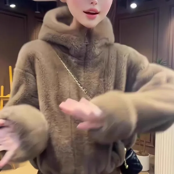 2025秋冬新款仿水貂绒皮毛一体外套女短款连帽加厚保暖环保上衣
