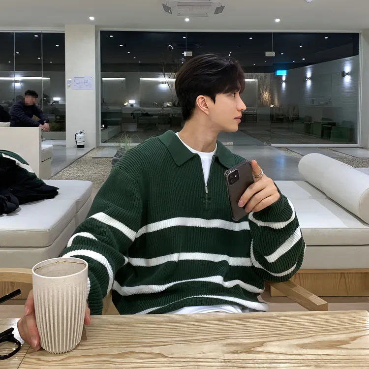 圣诞绿色条纹翻领毛衣男美式高街半拉链设计套头针织衫设计感上衣