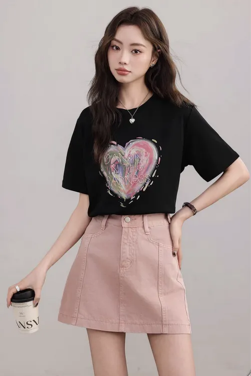 爱心印花正肩短袖t恤女夏季夏体恤宽松遮肚高端上衣2024新款