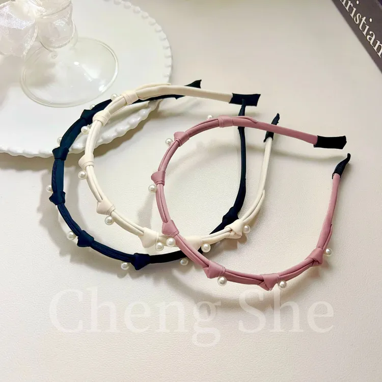 法式珍珠小香风发箍女高级感百搭外出压发头箍2024年新款发卡头饰