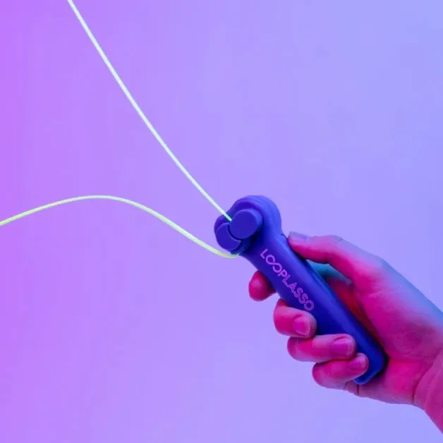 LoopLasso官方夜光电动绳子发射器：解压益智新奇特大人小孩都爱