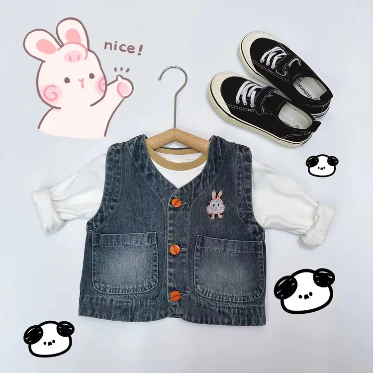 秋季儿童牛仔深色马甲休闲韩版女童加绒春季春秋童装小童春款卡通