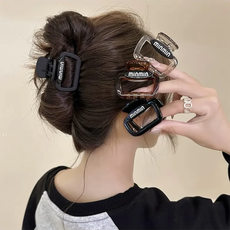 气质字母方形磨砂抓夹半扎发发夹女后脑勺发抓鲨鱼夹发饰网红百搭