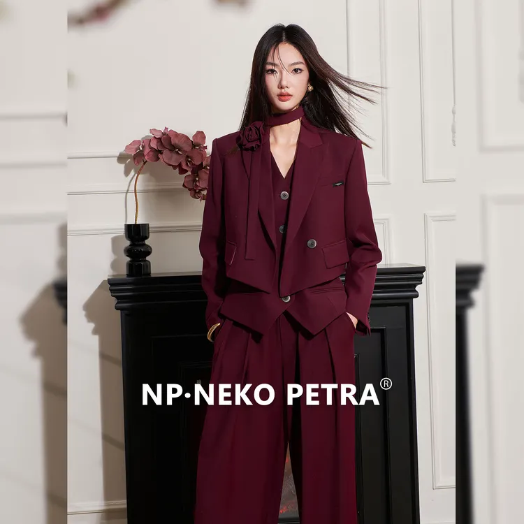 NP·NekoPetra法式红色时尚套装女马甲阔腿裤西装三件套女装新款