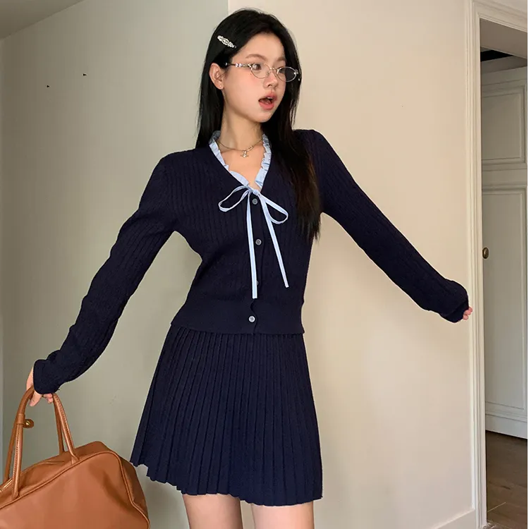 【北欧情书套装】气质甜美蝴蝶结撞色设计感时尚套装秋冬新款两件套