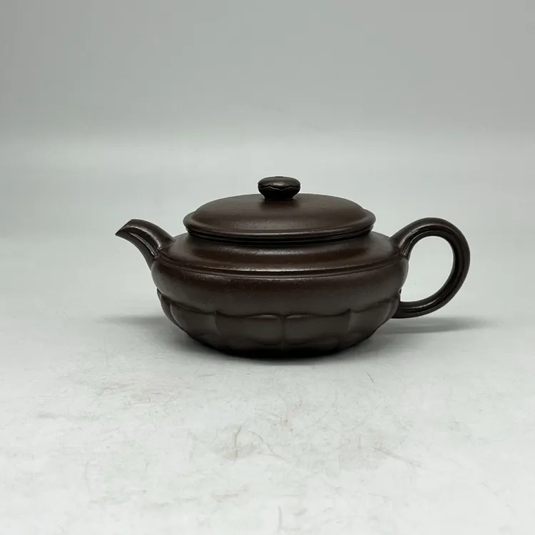 原矿某革老紫泥制作心有莲花壶