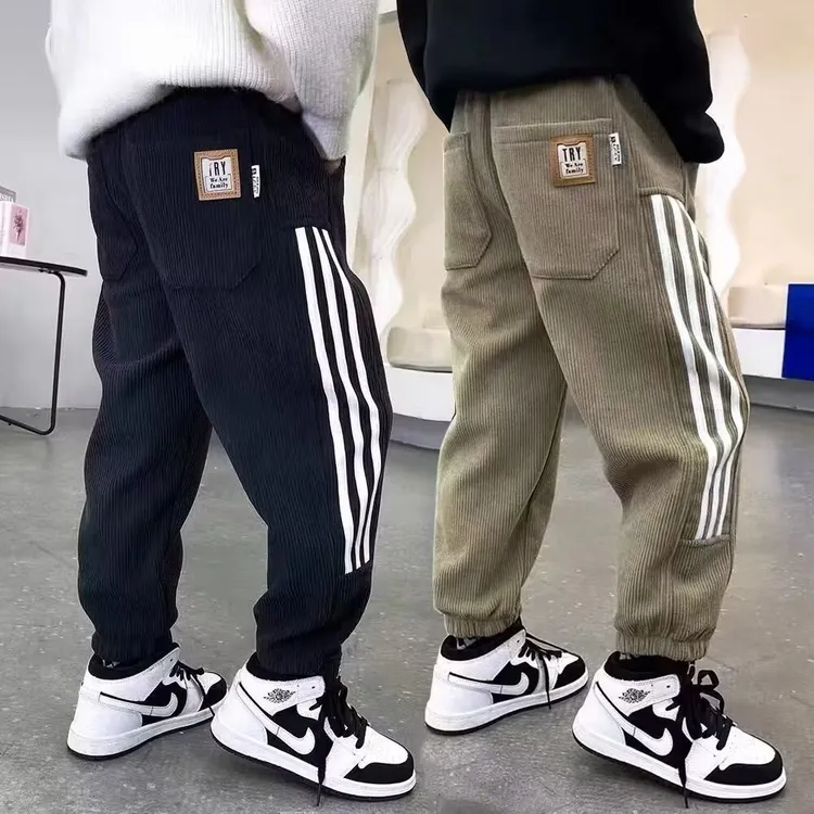 灯芯绒新款男童裤子春秋款休闲卫裤中大童加绒一体绒男孩束脚长裤