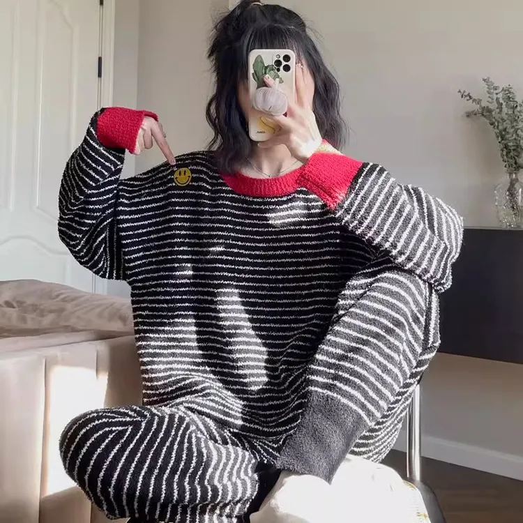 条纹笑脸软绵绵睡衣女冬季毛绒绒套装珊瑚绒保暖半边绒家居服