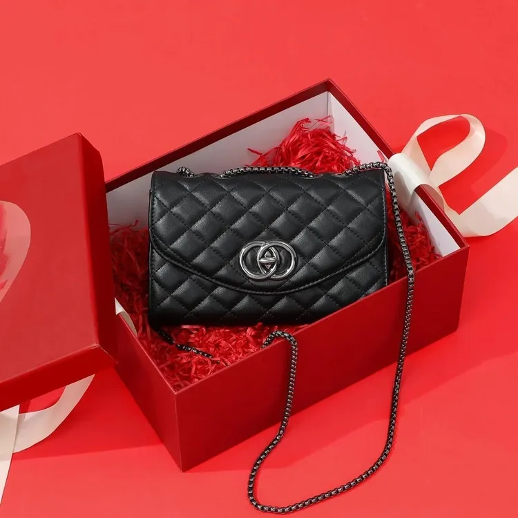 牛皮真皮包包女2025新款潮时尚百搭斜挎包女菱格小方包简约单肩包