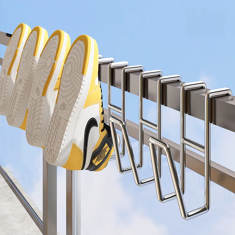 阳台外晾鞋架晒鞋子神器窗户护栏小型防盗网室外挂钩架栏杆凉鞋架