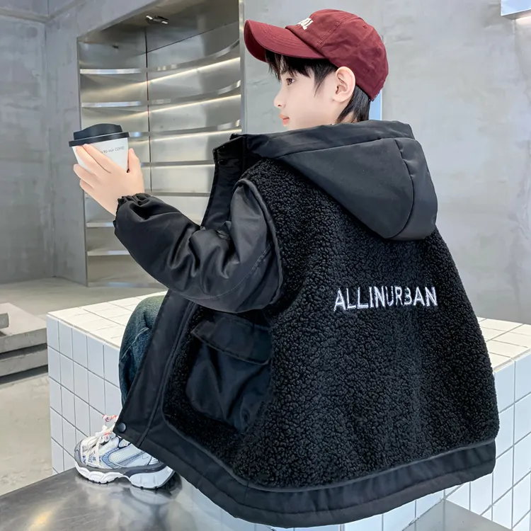 男童加厚外套春秋冬款2024新款痞帅中大儿童冬装男孩夹棉毛毛衣潮