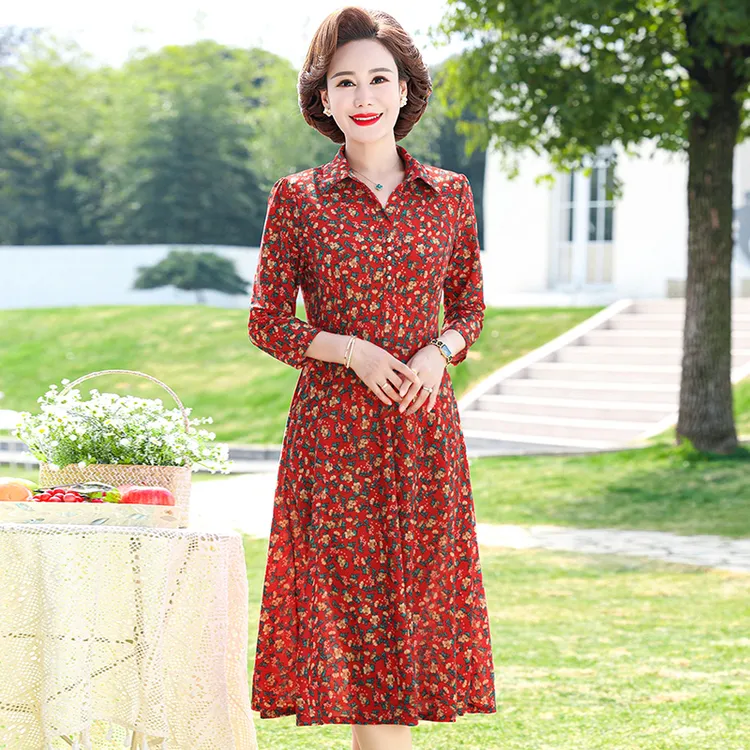 中老年妈妈装碎花翻领连衣裙弹力宽松显瘦中长款裙子时尚显瘦款