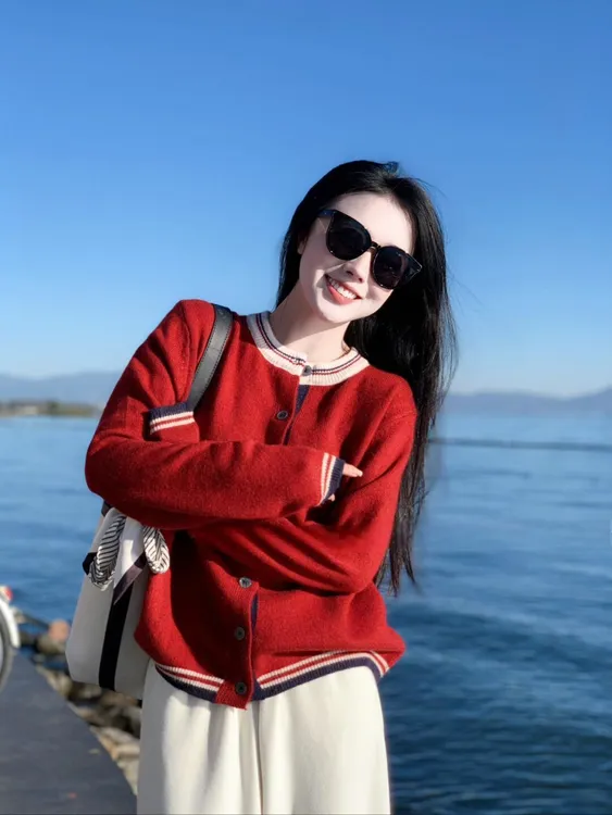 【芳华】秋冬高级感粉色针织上衣毛衣搭配白色休闲长款糯米裤套装