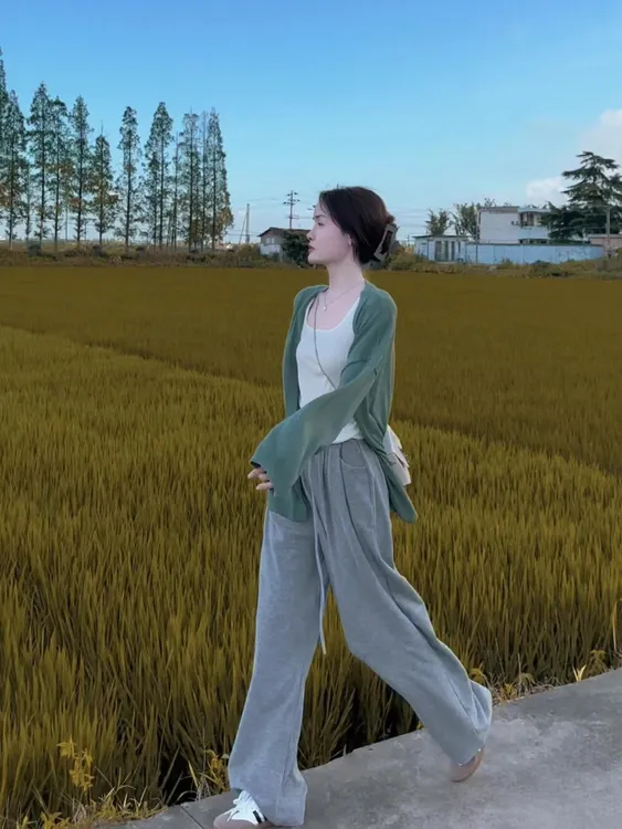 【南风】绿色针织毛衣外套女早秋慵懒风松弛感休闲百搭搭配灰色长裤