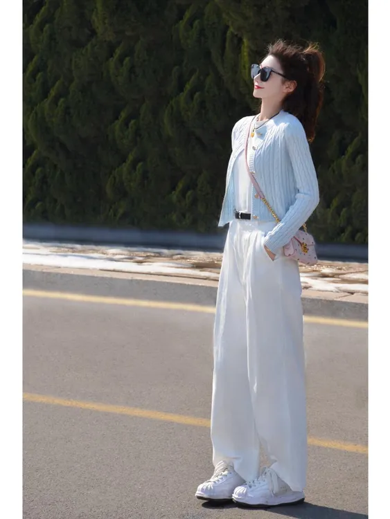 【薄荷牛奶】秋季气质显瘦休闲风奶蓝色针织衫夏季上衣白色长裤套装