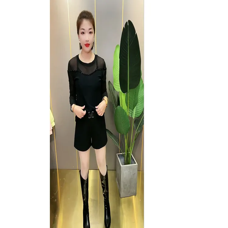 网纱长袖T恤女秋季新款重工镶钻打底衫洋气显瘦修身性感百搭小衫