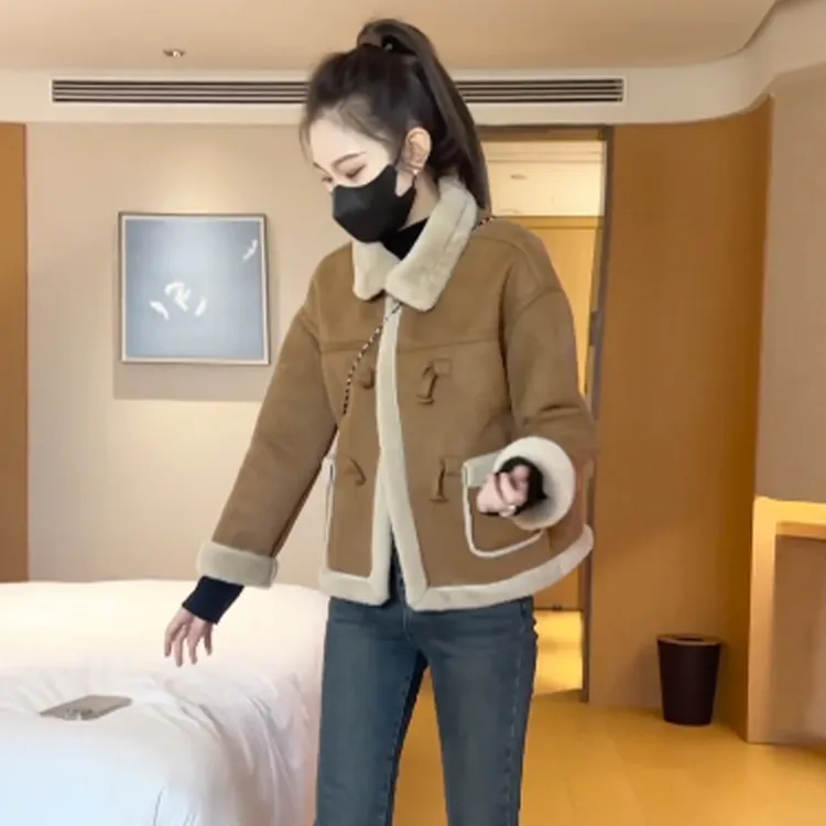 欧货韩版皮毛一体外套女宽松秋冬羔绒保暖长袖小个子外套上衣