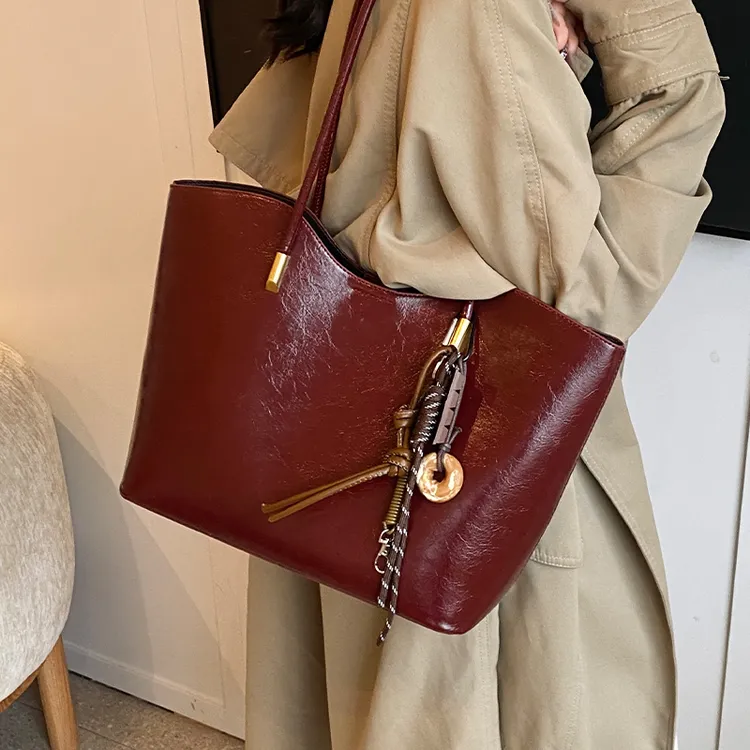 大容量托特包包女式2025年秋季高级感美拉德单肩包流行通勤手拎包