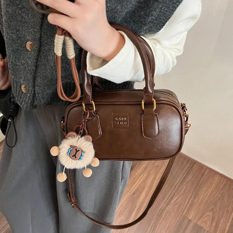 网红通勤手提小包包女士2025新款气质百搭爆款秋冬流行复古斜挎包