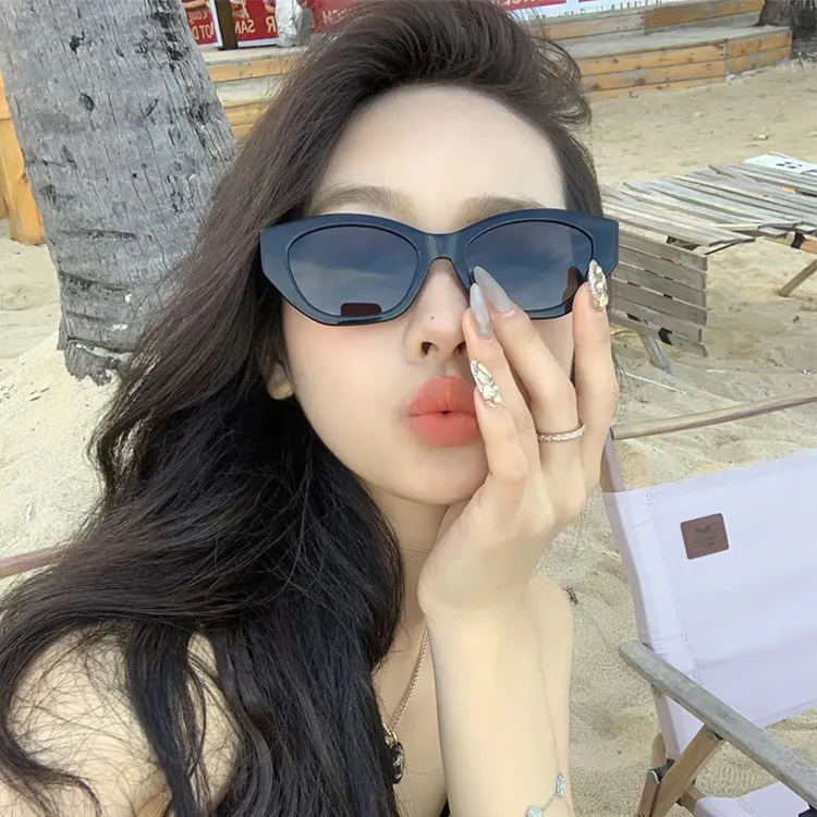 槑槑哒-新款猫眼墨镜女韩版潮甜酷辣妹网红街拍防紫外线太阳眼镜