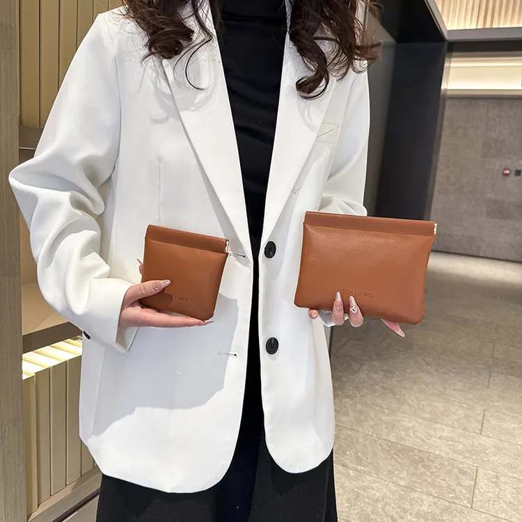 化妆品弹片网红女士数据线收纳包自动闭合口红耳机保护套随身包包