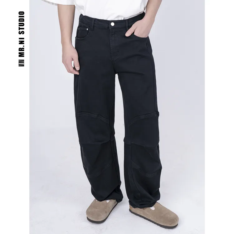 MR.NI/倪先生“偏爱黑与白”解构设计感立体剪裁弹力加绒直筒牛仔裤