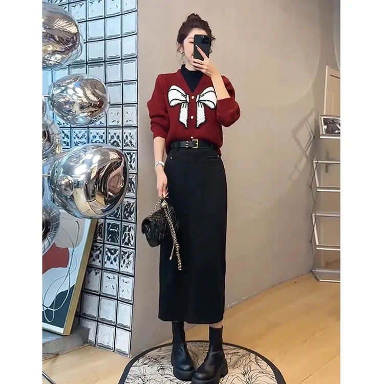 今年流行漂亮套装女秋冬假两件蝴蝶结针织毛衣呢子半身裙两件套