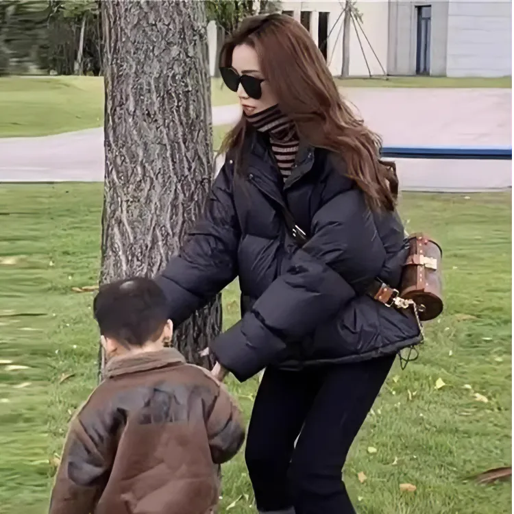 短款棉服女黑色2024冬季新款韩版加厚小个子时尚气质面包服外套女