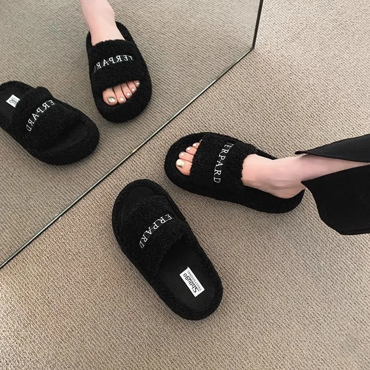 毛毛拖鞋女外穿高级感晨袍拖鞋厚底2025秋冬新款时尚居家毛绒拖鞋