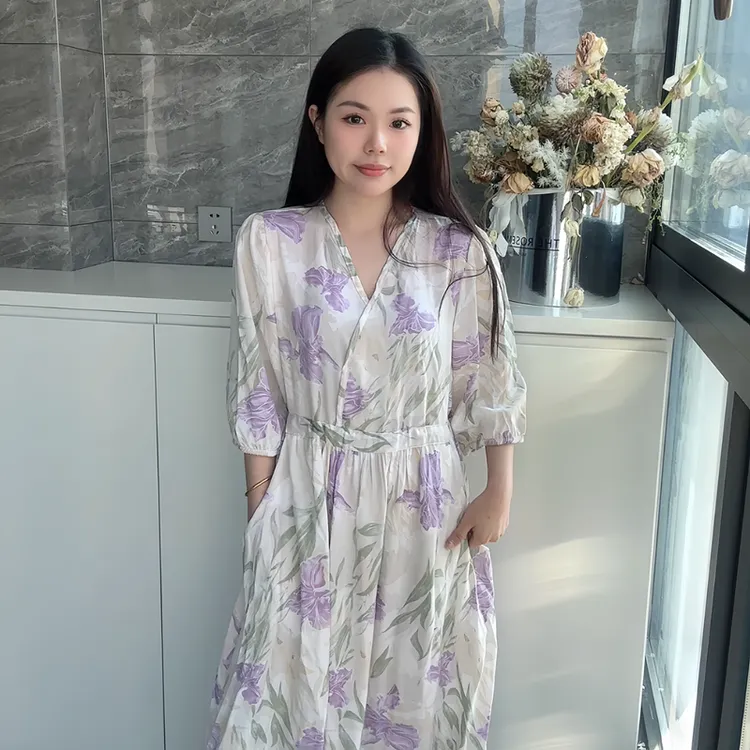 春夏款棉绸连衣裙宽松连衣裙碎花女夏人造棉宽松轻薄中长款裙子