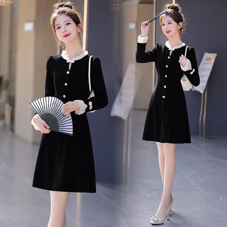 女装连衣裙小香风春秋气质长袖红色复古收腰时尚小黑裙法式秋冬