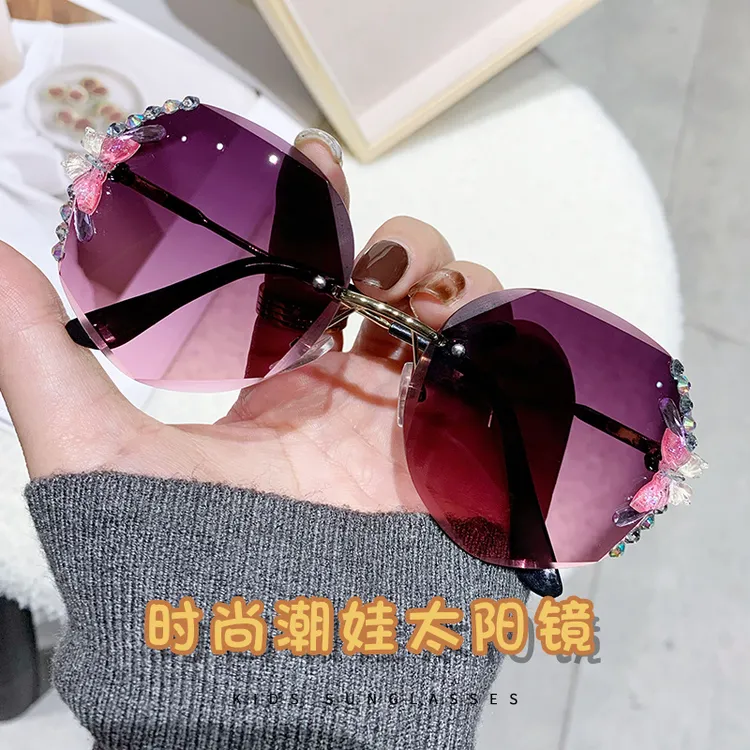 遮阳儿童眼镜太阳镜女防紫外线小孩墨镜时尚蝴蝶镶钻女童太阳眼镜