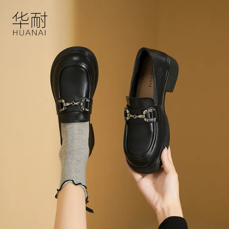 华耐乐福鞋女款爆款2025新款正品高级感厚底英伦风网红高档次正版