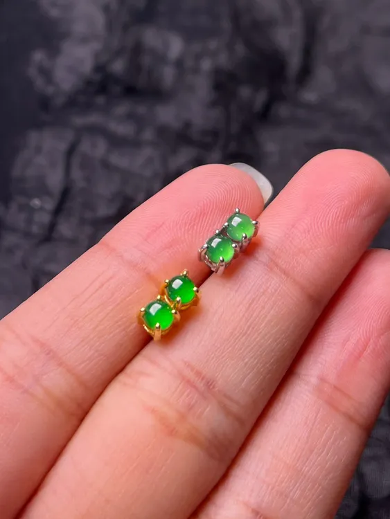 【臻禧珠宝】925银天然A货绿蛋面耳饰时尚女士翡翠耳钉翡翠保真基地