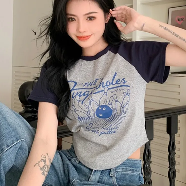 微胖mm美式复古印花短袖T恤女夏季2024新款修身不规则短款上衣ins