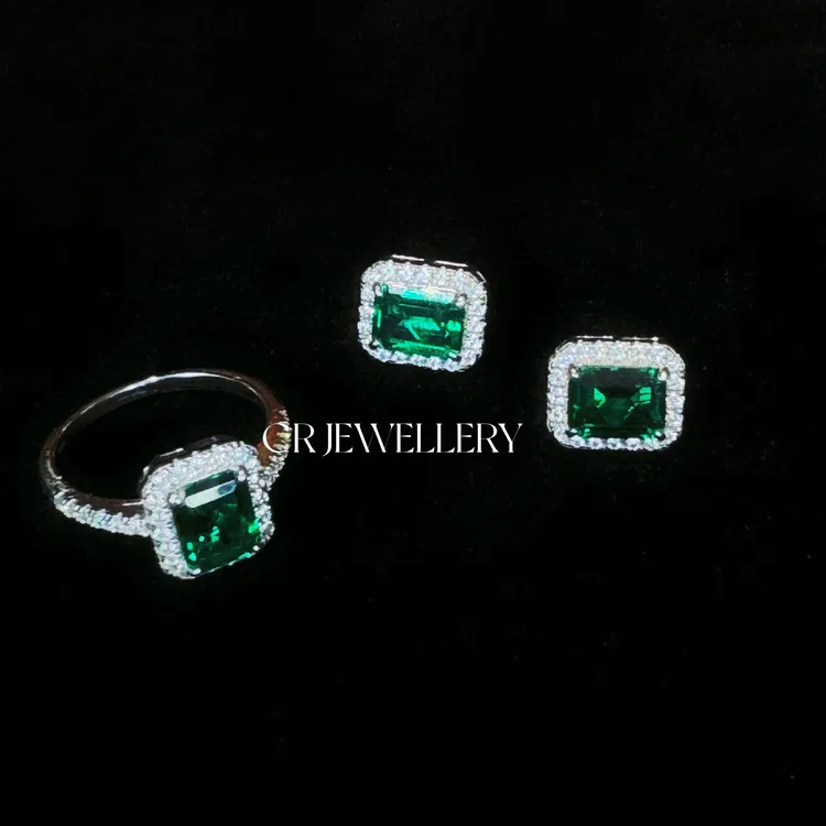 非金属莫桑石耳饰 s925银绿围钻轻奢女耳钉镶嵌复古绿色简约精致