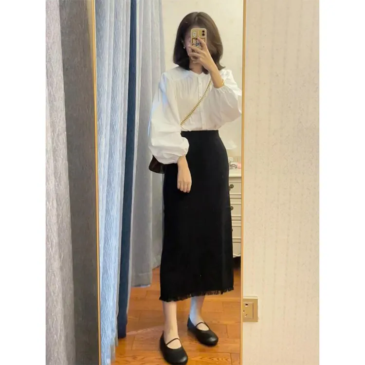 入春搭配一整套大方得体上班通勤白色宽松衬衫流苏半裙两件套装女