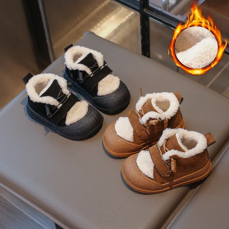 2024冬款儿童棉鞋防踢魔术贴反绒皮软底豆豆鞋男女童羊羔绒保暖鞋