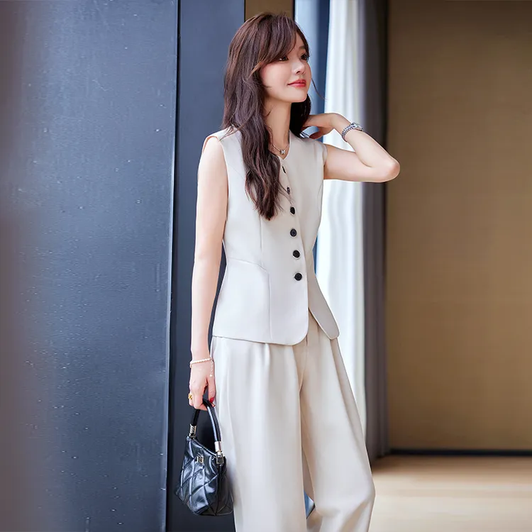 圆领马甲女背心春秋新款上衣收腰修身小个子西服无袖短款百搭套装