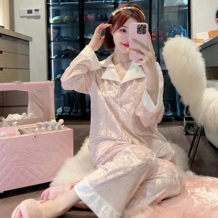 DIMDEVL/汀黛千金翻领拼色丝绒烫钻长袖舒适秋冬季家居服睡衣套装