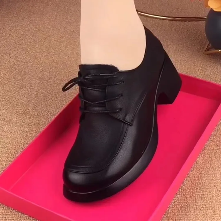 2025春秋新款英伦风小皮鞋女真皮粗跟厚底单鞋系带圆头软底妈妈鞋