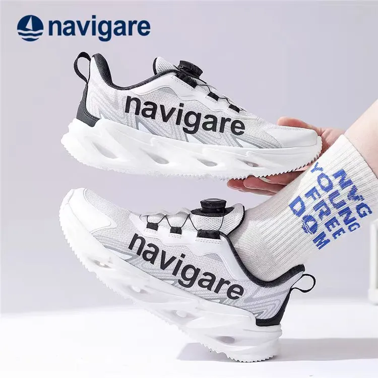 Navigare纳维凯尔男慢跑运动鞋科技减震回弹跑步鞋轻量舒适休闲鞋